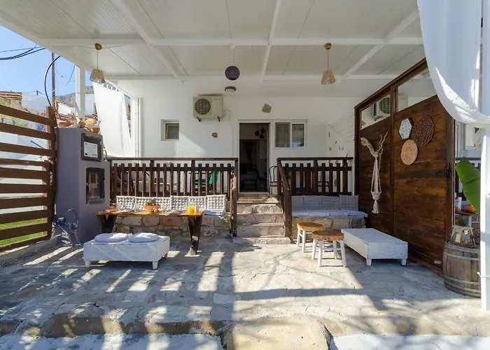 Guest house Christos And Family 3*