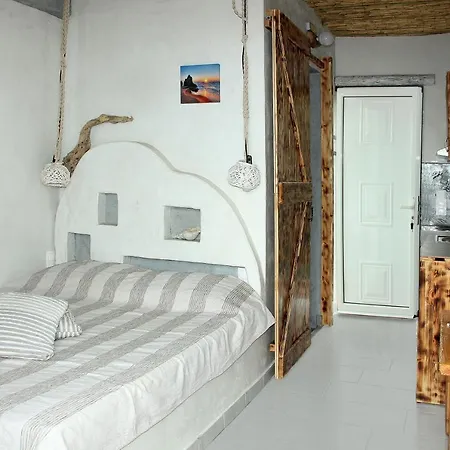 Christos And Family 3*