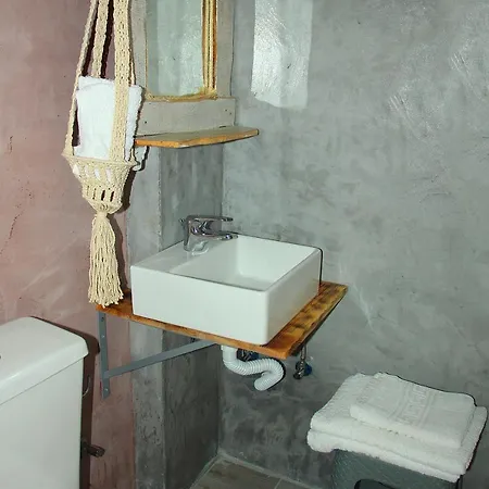 Christos And Family Casa de hóspedes 3*