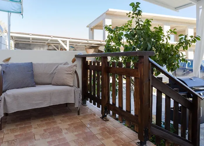 Christos Studios&family Stegna