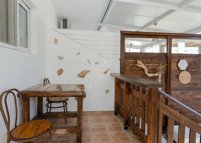 Christos And Family 3* Stegna