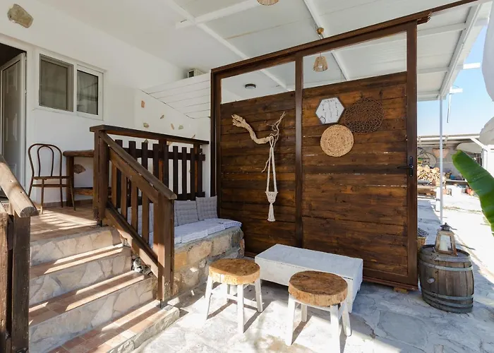 Christos Studios&family Pensión 3*