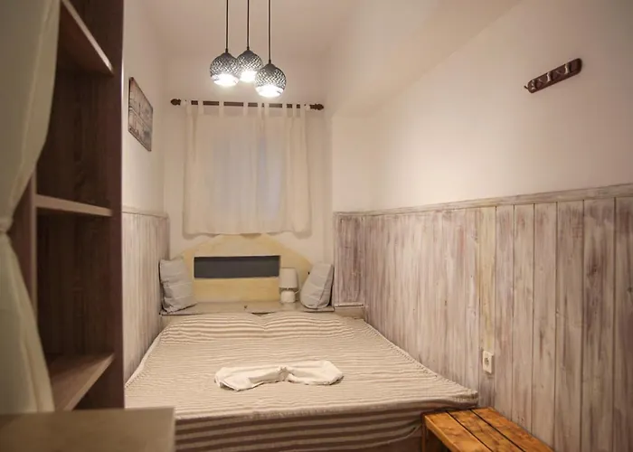 Christos Studios&family