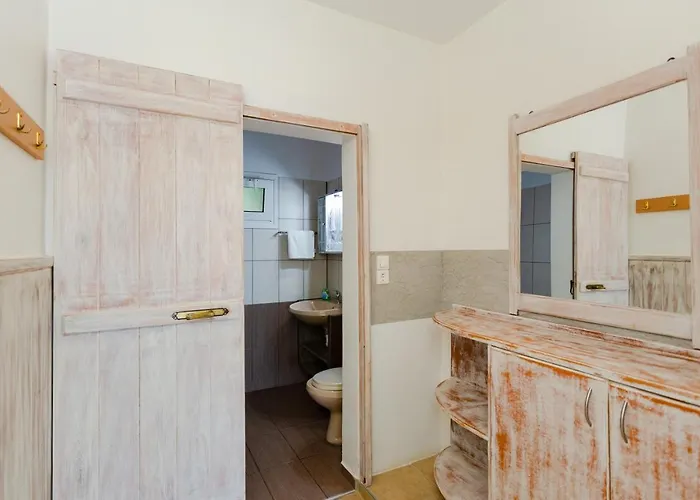 Christos Studios&family 3* Stegna