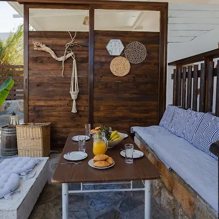 Christos Studios&family 3*