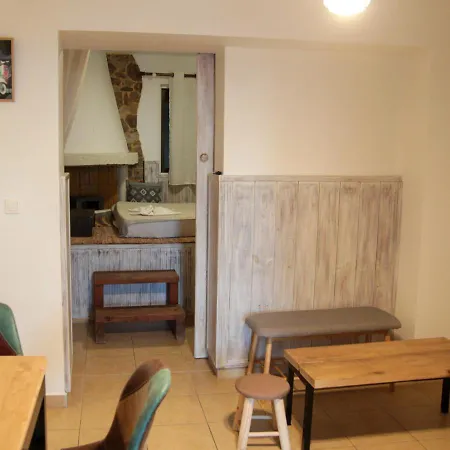 Christos And Family Gæstehus Stegna