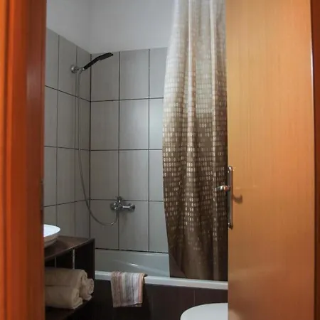 Gæstehus Christos And Family Stegna